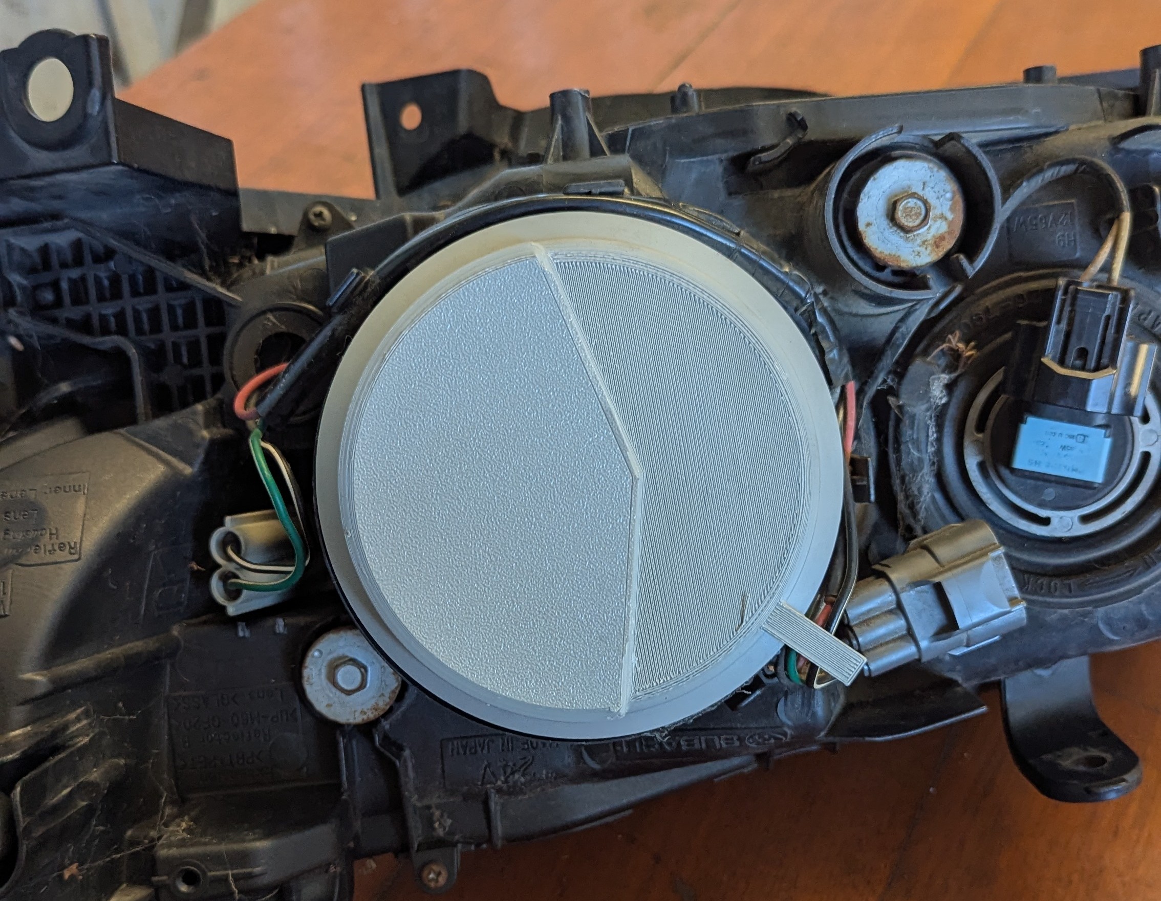Custom car headlight cap